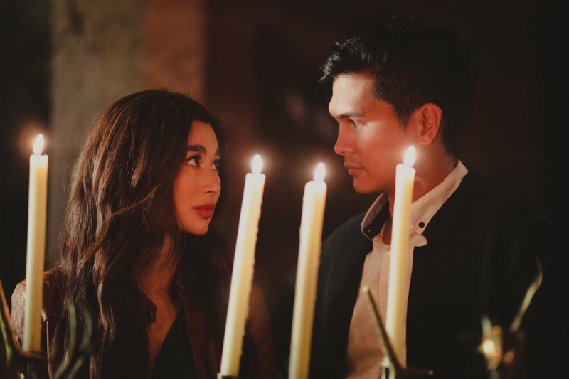 Nicole Asensio Teases New Song CHRISTMAS WITHOUT YOU Image