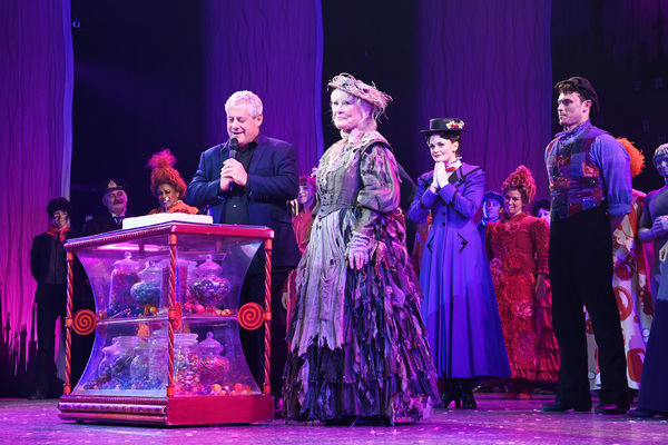 Photos: Petula Clark Celebrates Her Birthday at MARY POPPINS Image