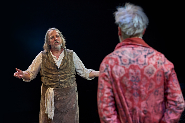 Photos: First Look at Stephen Mangan & More in A CHRISTMAS CAROL at The Old Vic Image