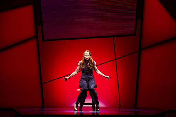 Photos: First Look at Faith Salie in APPROVAL JUNKIE at Audible's Minetta Lane Theatre 