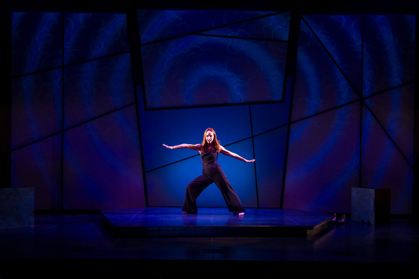 Photos: First Look at Faith Salie in APPROVAL JUNKIE at Audible's Minetta Lane Theatre Image