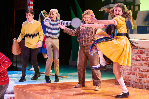 Photos: First Look at A CHARLIE BROWN CHRISTMAS at First Stage Image