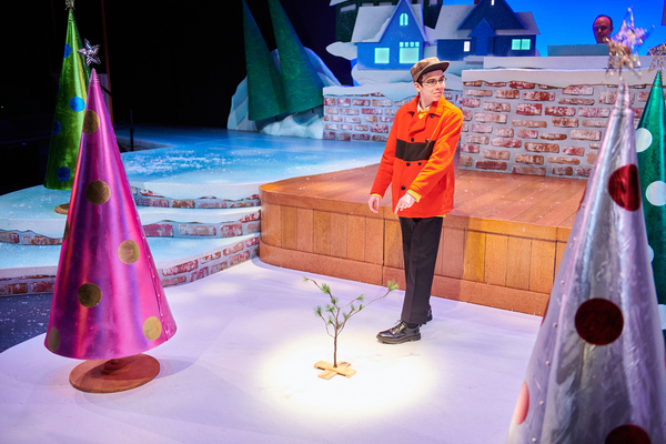 Photos: First Look at A CHARLIE BROWN CHRISTMAS at First Stage Image