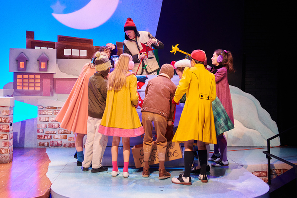 Photos: First Look at A CHARLIE BROWN CHRISTMAS at First Stage Image