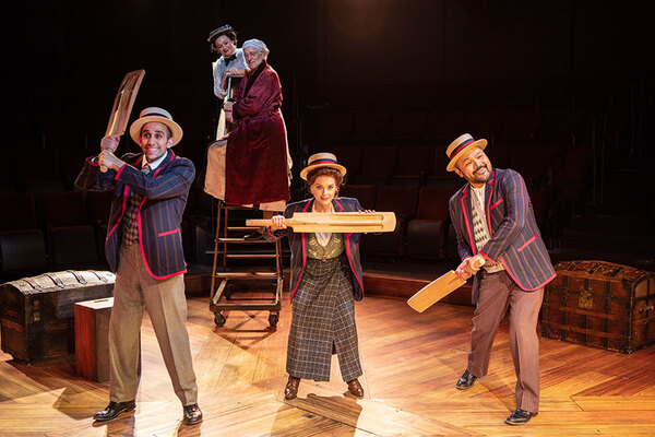Photos: Check Out EBENEZER SCROOGE'S BIG SAN DIEGO CHRISTMAS SHOW Image
