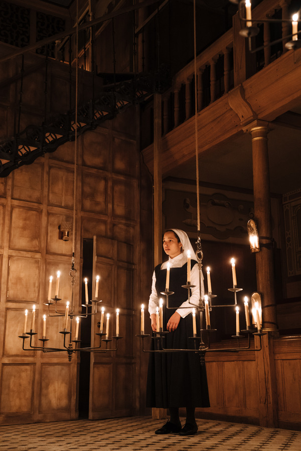 Photos: First Look at MEASURE FOR MEASURE at Shakespeare's Globe Image