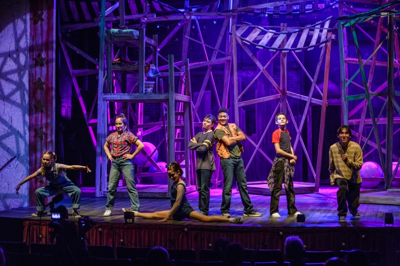 Review: Garden Theatre Finds BIG Fun in Seldom-Staged Musical Image