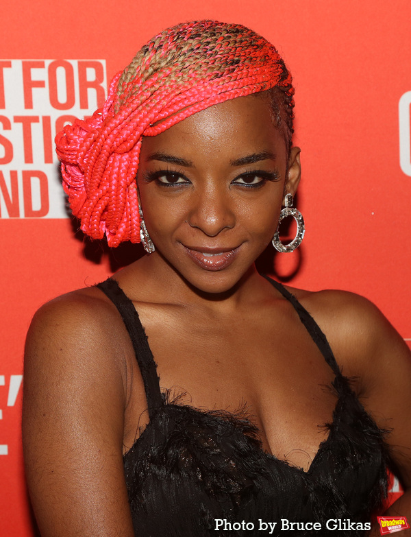 Photos: CLYDE'S Celebrates Opening Night on Broadway Image