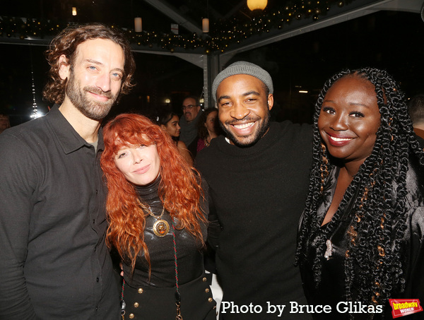Photos: CLYDE'S Celebrates Opening Night on Broadway Image