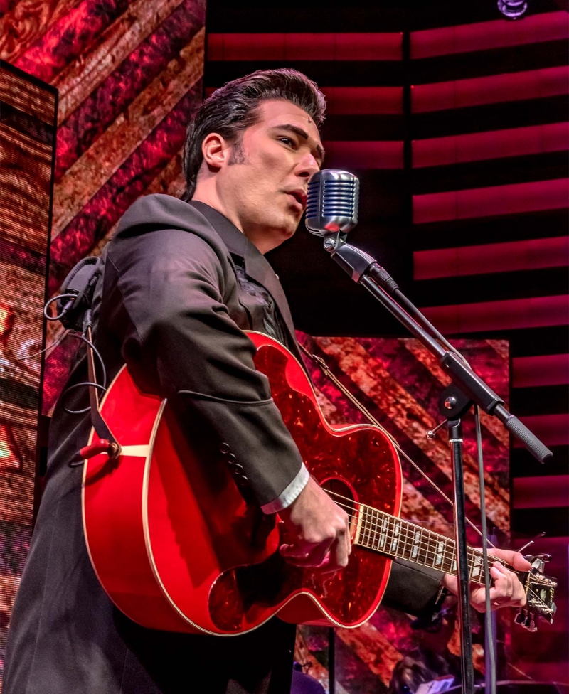 Review: JOHNNY & JUNE at New Theatre Restaurant 
