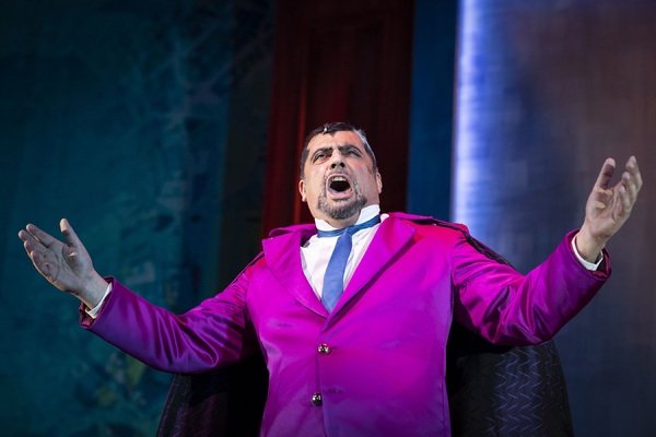 Photos: First Look at the Lyric Hammersmith Theatre's Pantomime ALADDIN Image