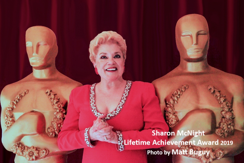 BWW Interview: Sharon McNight's Always BETWEEN A Never-ending List of Gigs & HOLIDAZE 