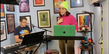 VIDEO: Leslie Kritzer & Seth Rudetsky Rehearse 'Another Hundred People' Photo