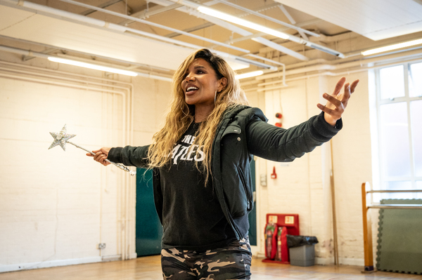 Photos: Inside Rehearsal For CINDERELLA Pantomime at the Wolverhampton Grand Theatre Image