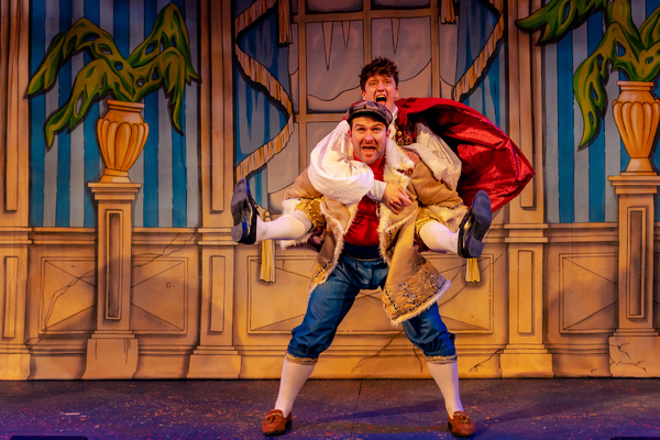 Photos: Corn Exchange Newbury Presents CINDERELLA Panto Image
