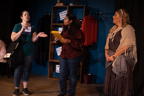 Photos: First look at Curtain Players' WOMEN PLAYING HAMLET Image