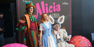 ALICIA EN EL MUSICAL DE LAS MARAVILLAS llega estas navidades a la Rambleta Photo