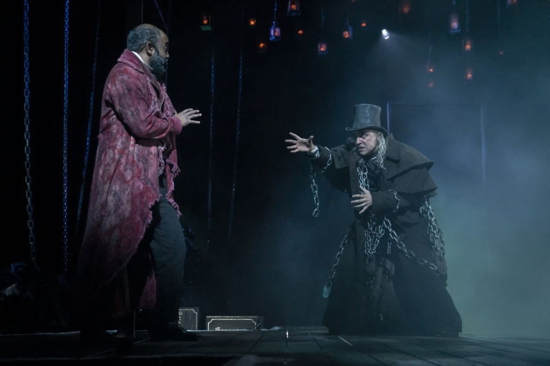 Review: A CHRISTMAS CAROL at Golden Gate Theatre 