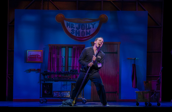 Photos: First Look at Rob McClure & More in MRS. DOUBTFIRE on Broadway Image