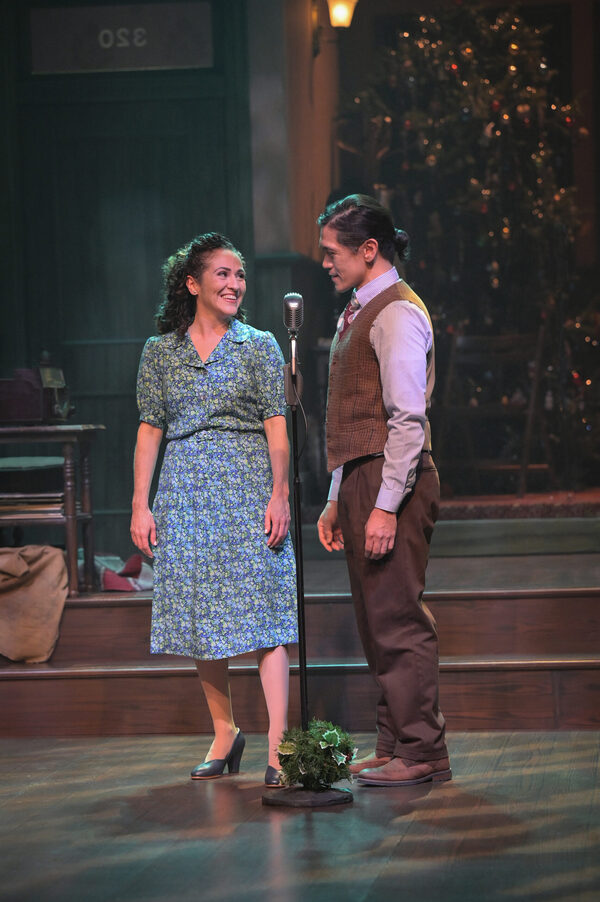 Photos: First Look at TheatreWorks' IT'S A WONDERFUL LIFE: A LIVE RADIO PLAY Image