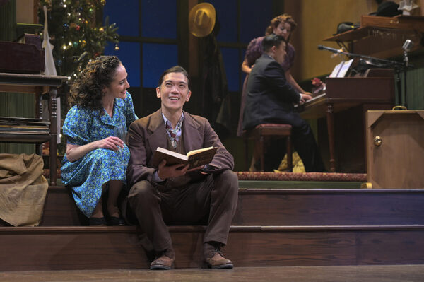 Photos: First Look at TheatreWorks' IT'S A WONDERFUL LIFE: A LIVE RADIO PLAY Image