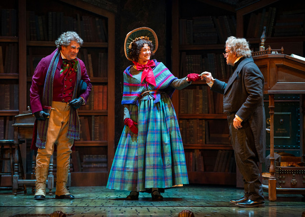 Photos: Milwaukee Rep Presents A CHRISTMAS CAROL Image
