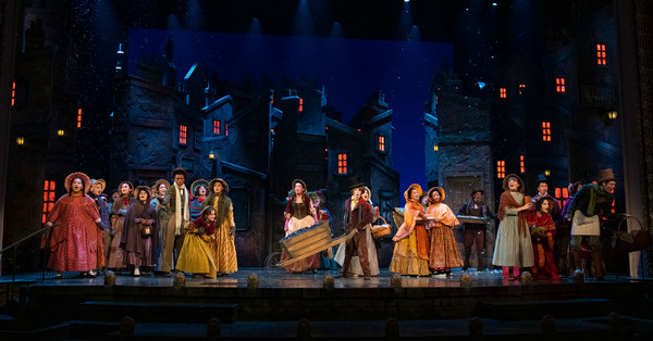 Photos: Milwaukee Rep Presents A CHRISTMAS CAROL  Image