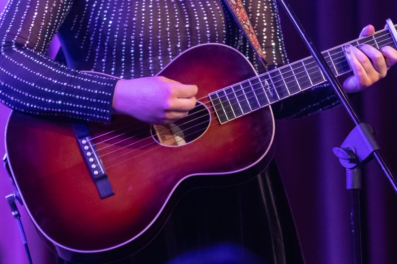 Photo Flash: MADDIE POPPE Acoustic Christmas Tour at The Green Room 42 Documented by Thomas Salus 