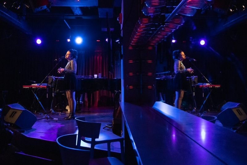 Photo Flash: MADDIE POPPE Acoustic Christmas Tour at The Green Room 42 Documented by Thomas Salus 