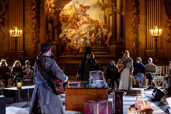 Photos: First Look at A CHRISTMAS CAROL at the Painted Hall Image
