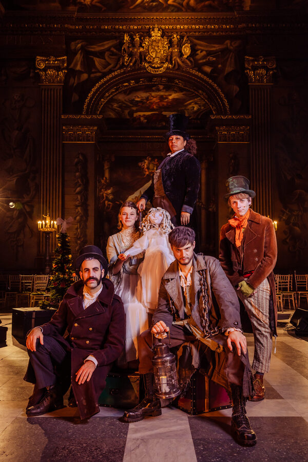 Photos: First Look at A CHRISTMAS CAROL at the Painted Hall Image