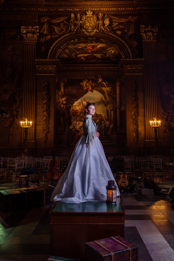 Photos: First Look at A CHRISTMAS CAROL at the Painted Hall Image