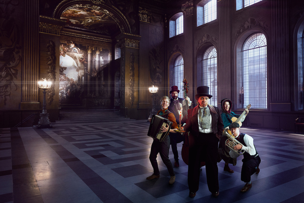Photos: First Look at A CHRISTMAS CAROL at the Painted Hall Image