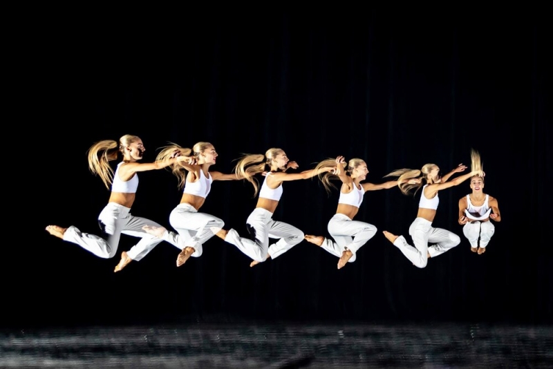 Review: PARSONS DANCE COMPANY'S POWERFUL REPERTOIRE AND PERFORMANCE PAYS OFF  at Segerstrom Center For The Arts Image