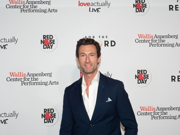 Photos: LOVE ACTUALLY LIVE Red Carpet At the Wallis Annenberg Image