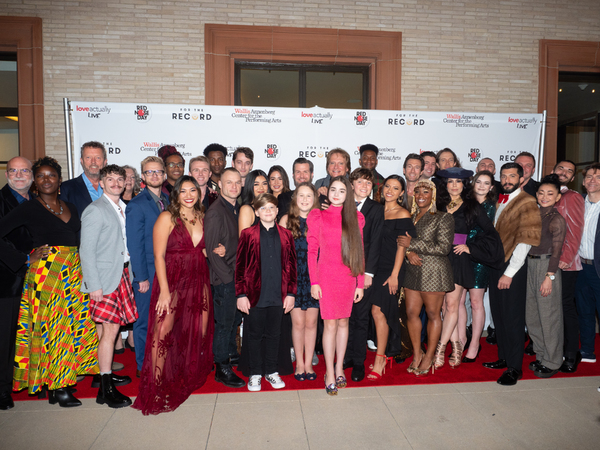 Photos: LOVE ACTUALLY LIVE Red Carpet At the Wallis Annenberg Image