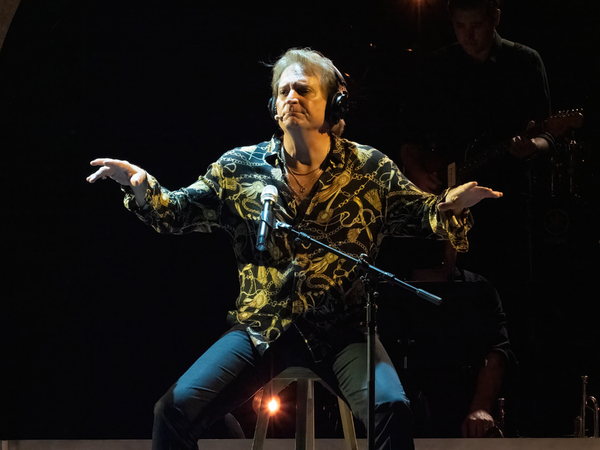 Photos: Opening Night LOVE ACTUALLY LIVE At the Wallis Annenberg Image