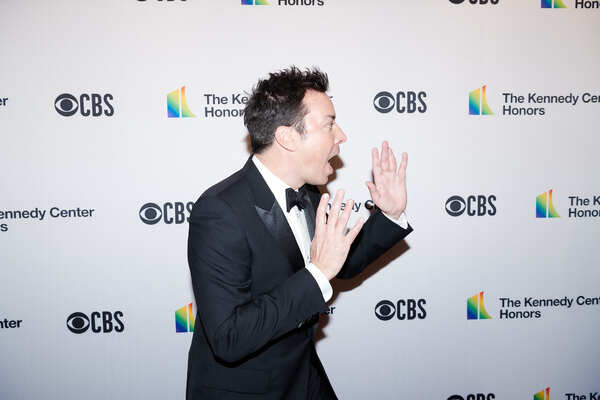 Photos: On the Red Carpet at the 2021 Kennedy Center Honors Image