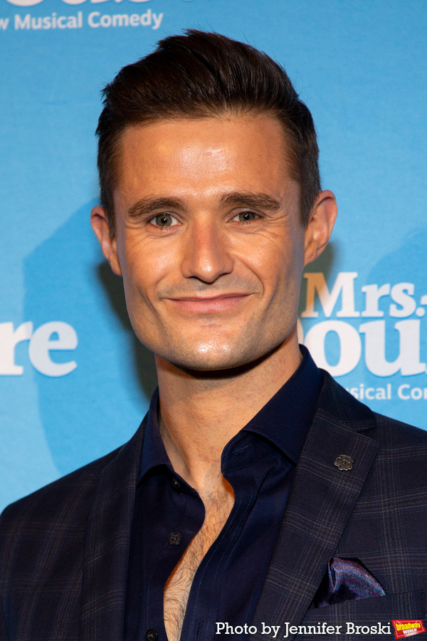 Photos: MRS. DOUBTFIRE Cast Celebrates Opening Night Image
