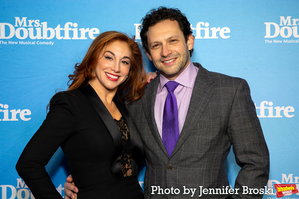 Photos: On the Opening Night Red Carpet for MRS. DOUBTFIRE Image