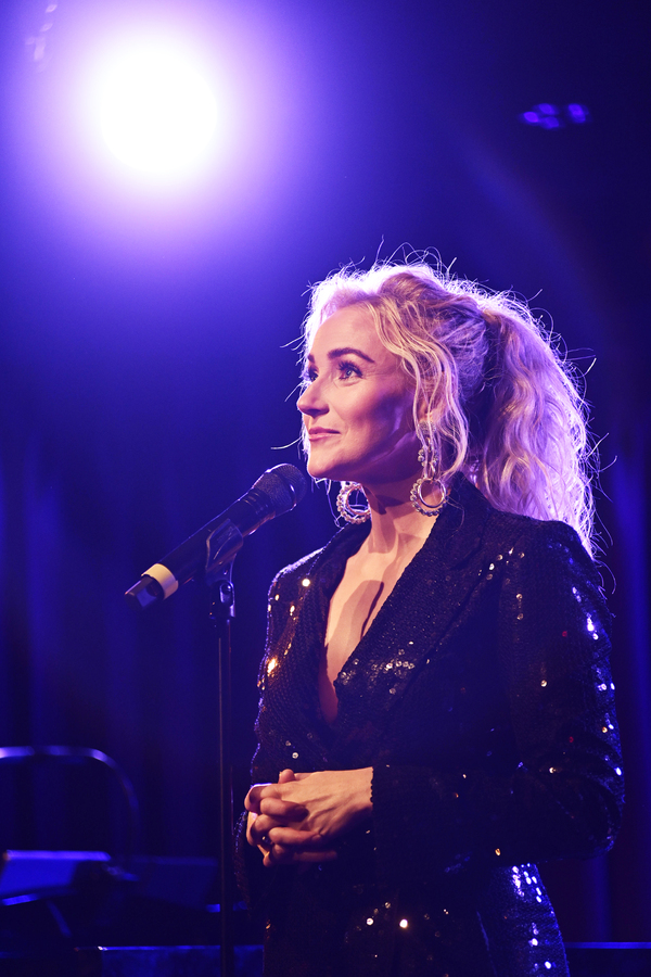 Photos: See Betsy Wolfe & Andrew Rannells at The Green Room 42 Image