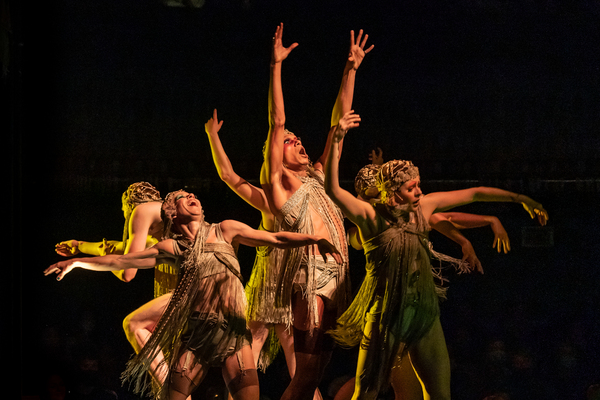 Photos: First Look at Eddie Redmayne, Jessie Buckley & More in CABARET!  Image