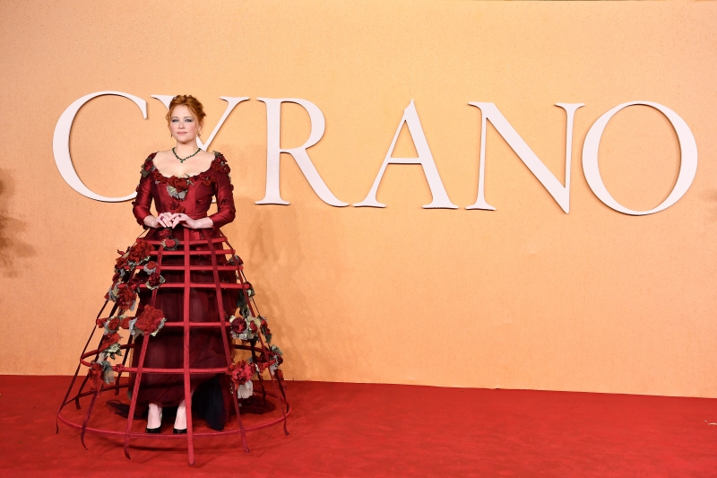 Photos: On the Red Carpet at the CYRANO London Premiere Image