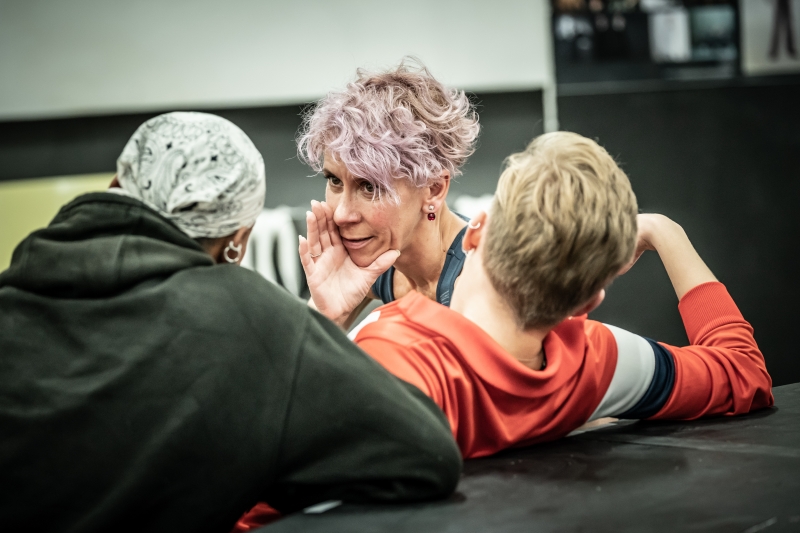 Interview: Anna-Jane Casey Chats CABARET at the Kit Kat Club Image