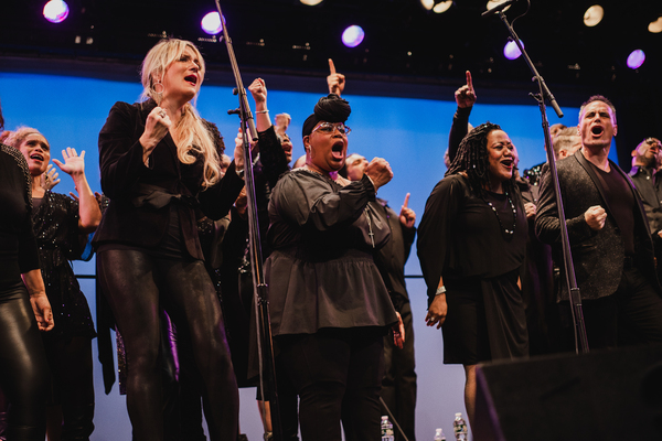 Photos: Broadway Inspirational Voices Hosts Holiday Concert, WELCOME HOME  Image