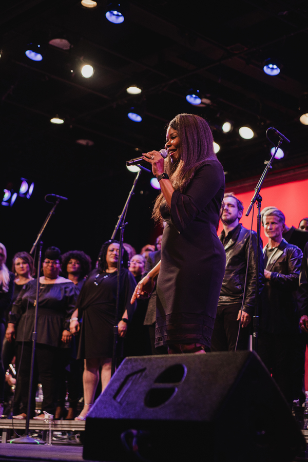 Photos: Broadway Inspirational Voices Hosts Holiday Concert, WELCOME HOME  Image