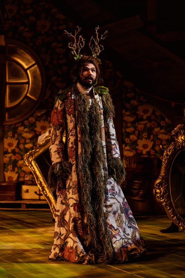 Photos: First Look at BEAUTY AND THE BEAST at Rose Theatre Kingston Image