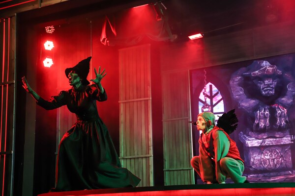 Photos: THE WIZARD OF OZ At Tacoma Little Theatre Image