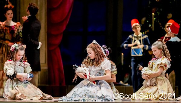 Review: PHILADELPHIA BALLET PRESENTS THE NUTCRACKER at The Academy Of Music 