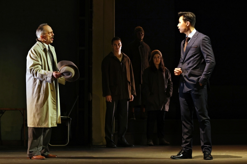 BWW REVIEW: A Bleak Look At The Combination Of Capitalism And Constructed Delusions, DEATH OF A SALESMAN Retains A Relevant Reminder To Retain A Grip On Reality 